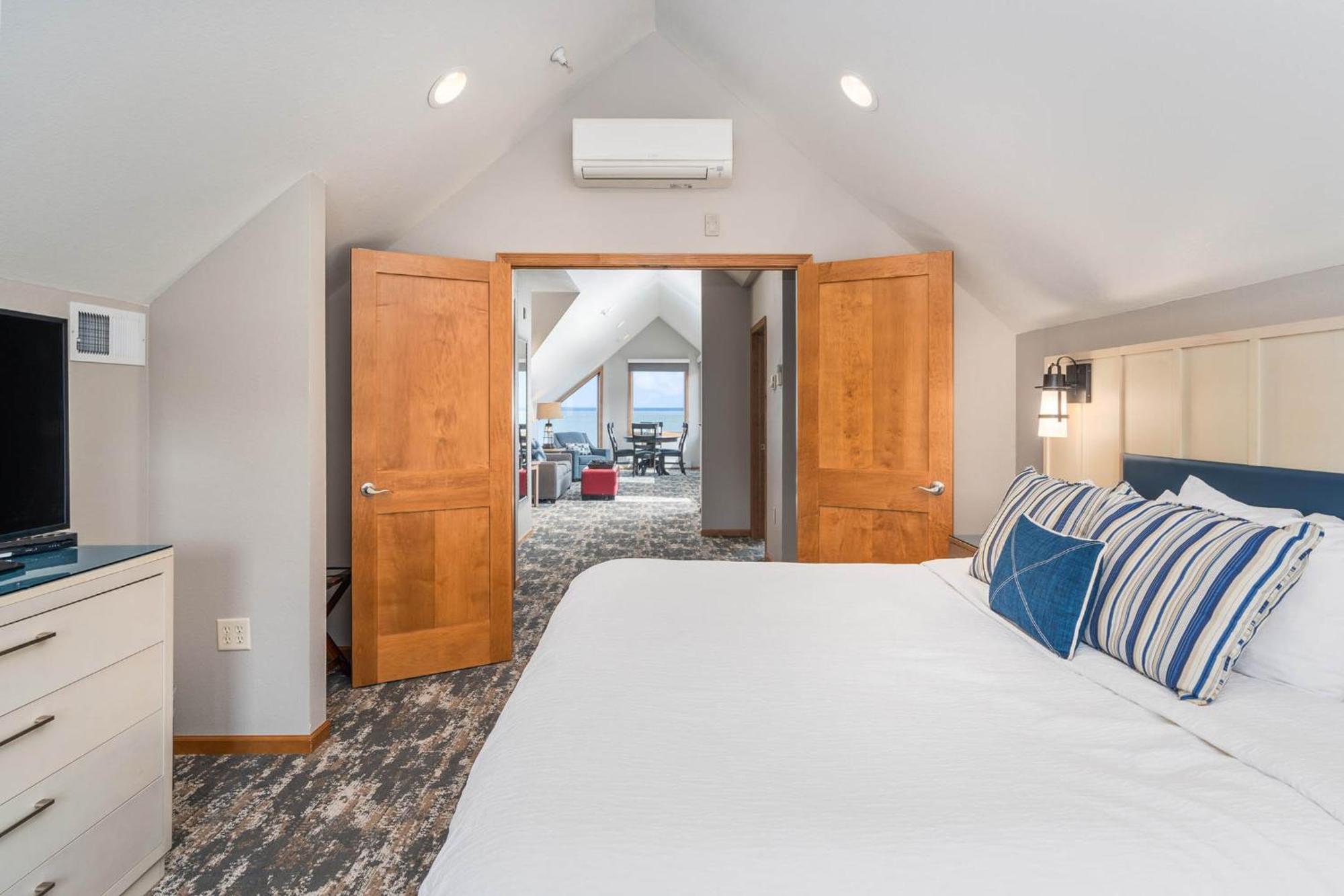 Beacon Pointe On Lake Superior ดุลูท ภายนอก รูปภาพ